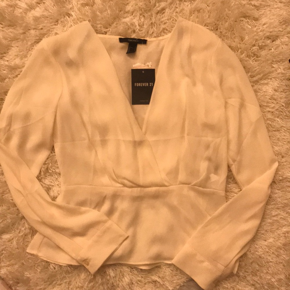 Women’s blouse size S
